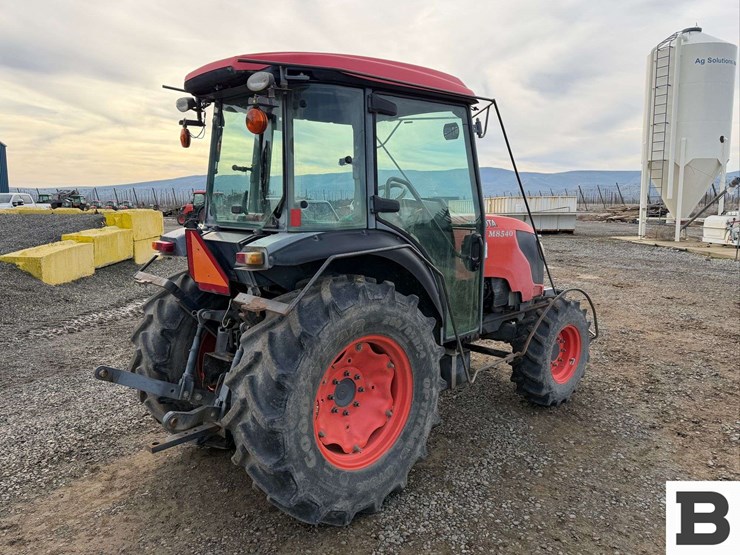 2014-kubota-m8540hd-image-6