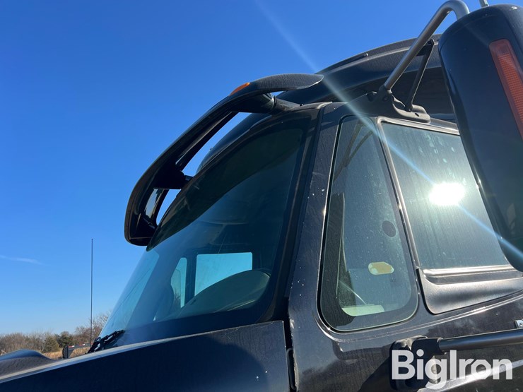 2009-international-prostar-image-11