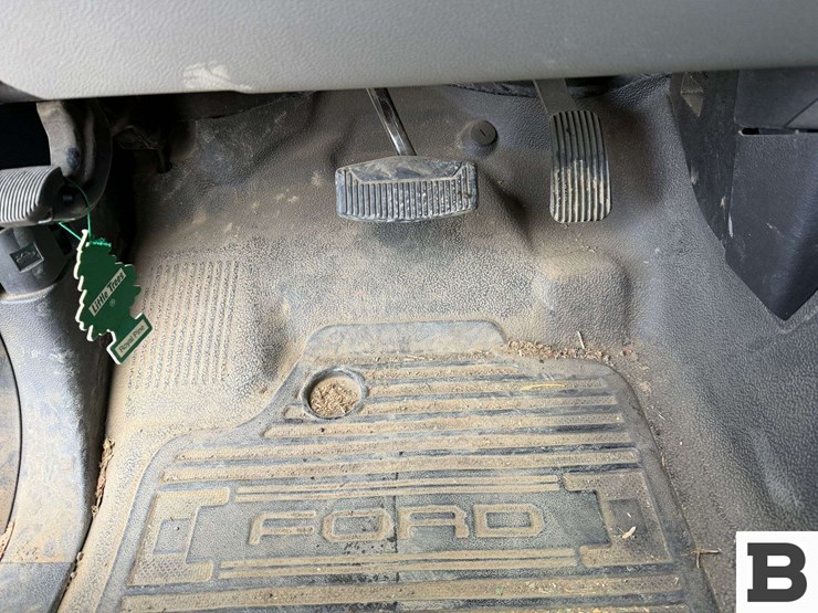 2019-ford-f350-image-26