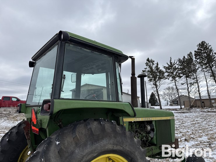 john-deere-4430-image-16