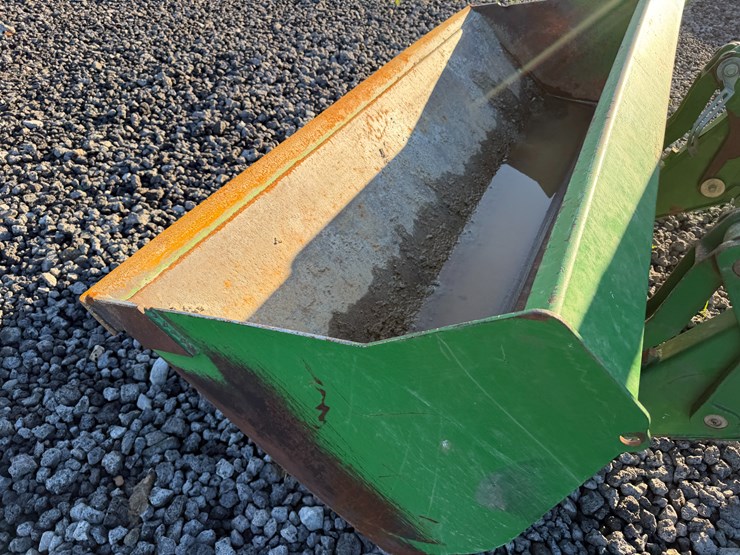 2017-john-deere-6120m-image-31