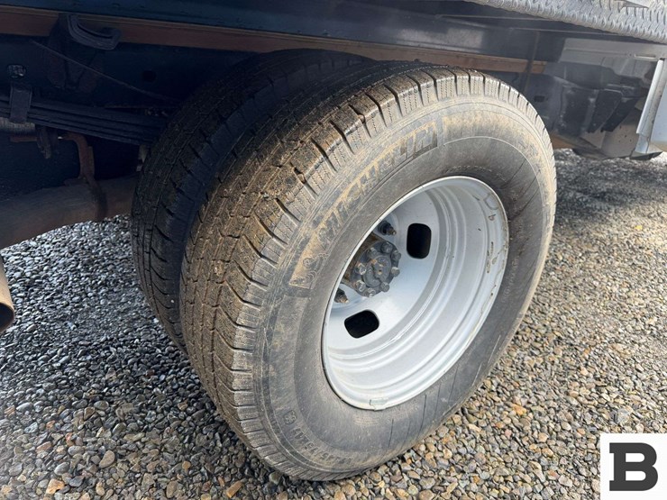 2019-ford-f350-image-14