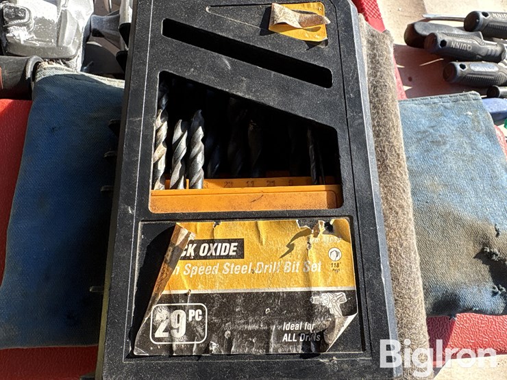 skid-of-shop-tools-image-12