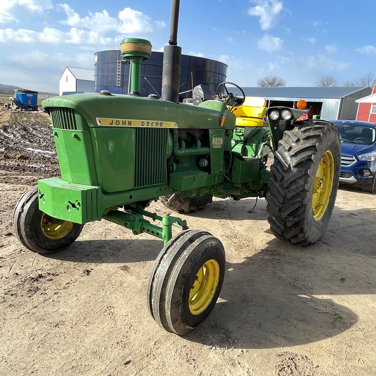 JOHN DEERE 4020