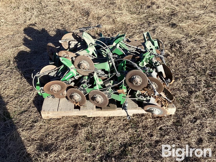 john-deere-1775-image-4