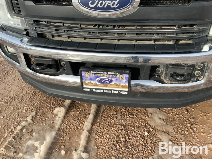 2019-ford-f550-xl-image-11