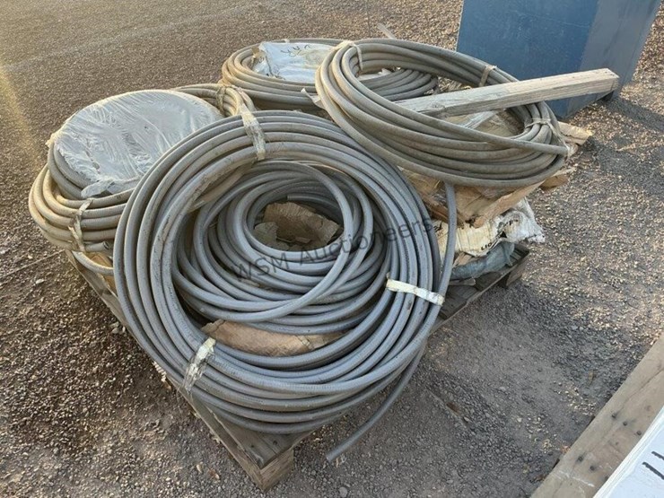 pallet-of-assorted-conduit-image-3