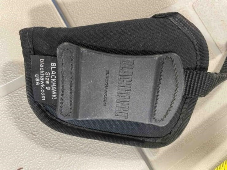 box-of-misc.-holsters-image-10