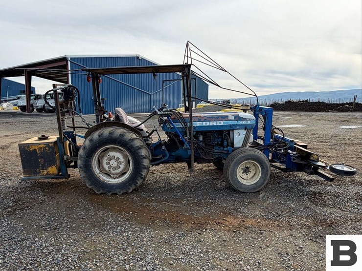 1985-ford-4610-image-8