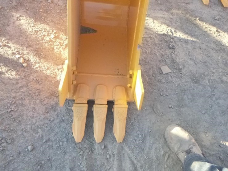 caterpillar-307-image-6