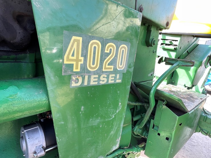 john-deere-4020-image-10