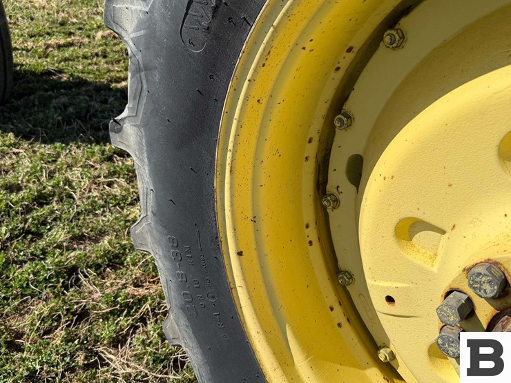 1984-john-deere-4840-image-26