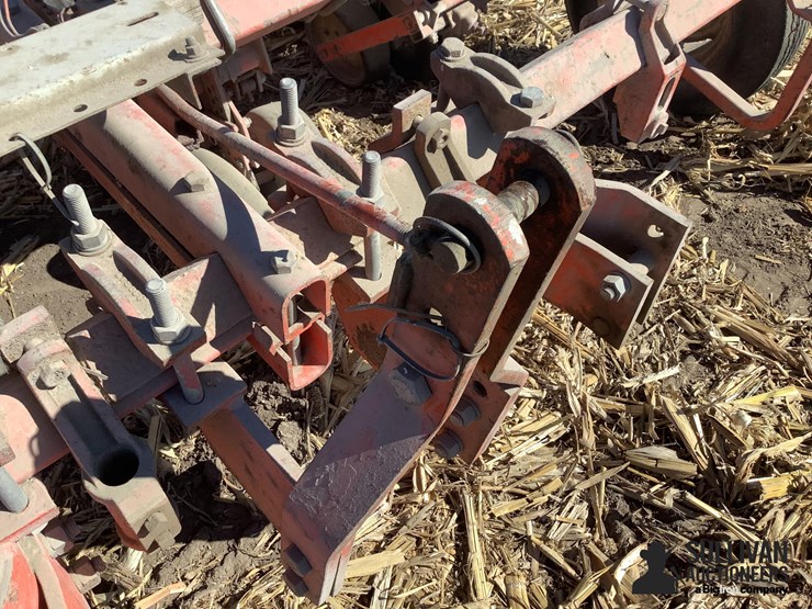 allis-chalmers-planter-image-9