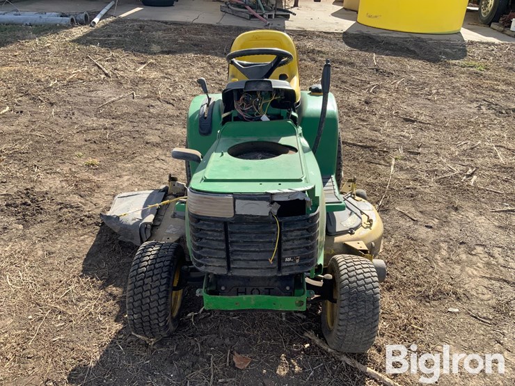 john-deere-gt235-image-2