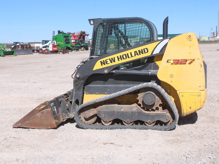 2021-new-holland-c327-image-8