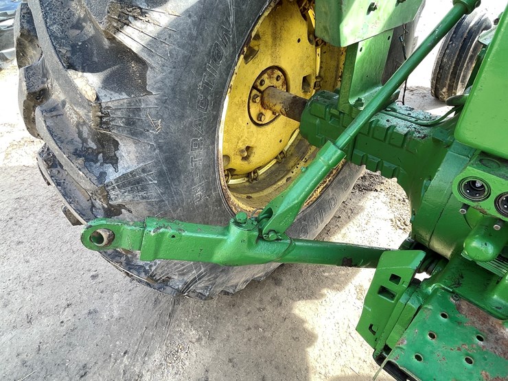 john-deere-4020-image-29