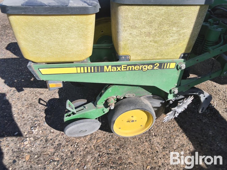 1991-john-deere-7200-image-16