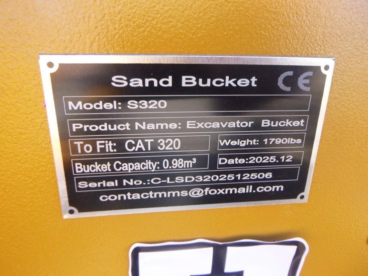 caterpillar-320-image-7