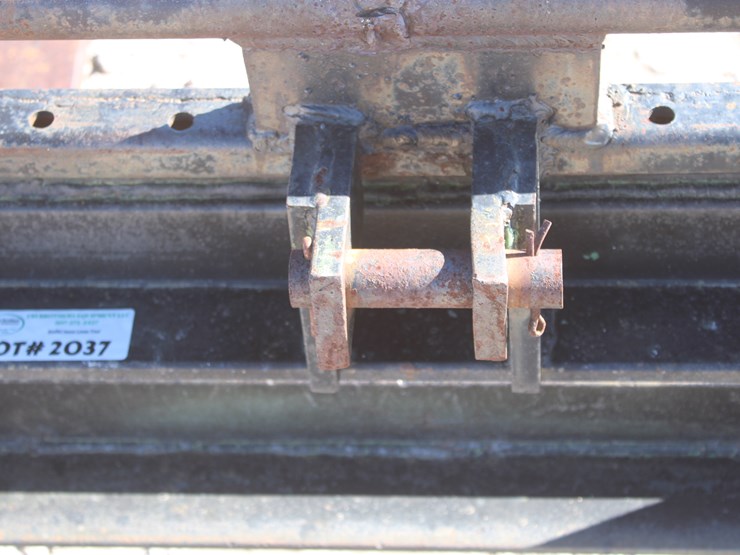 #2037-•-3-point-heavy-duty-adjustable-pallet-forks-image-9