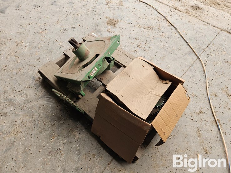 john-deere-s670-image-4