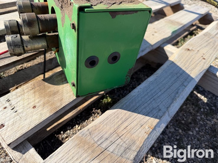 john-deere-30-image-9