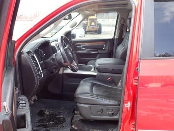 2018-dodge-ram-1500-image-13