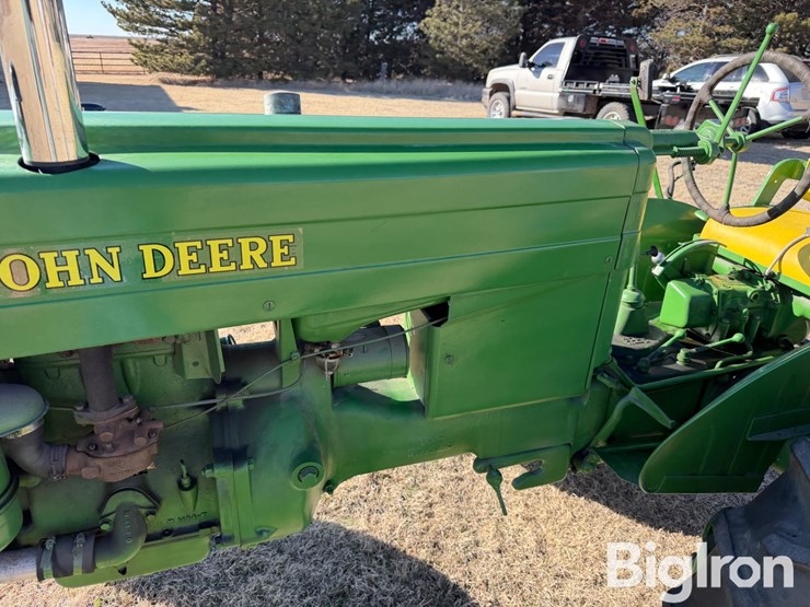 john-deere-m-image-12