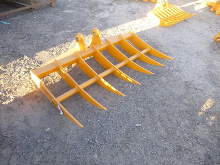 caterpillar-303-image-2