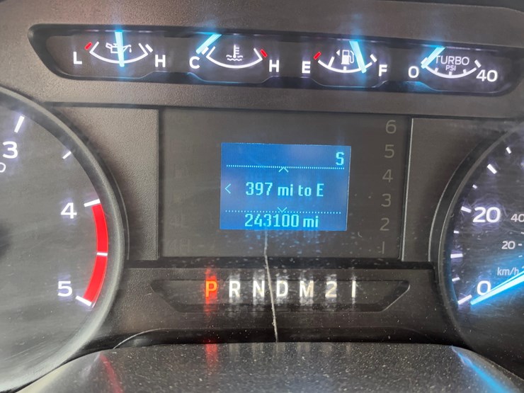 2018-ford-f550-image-19