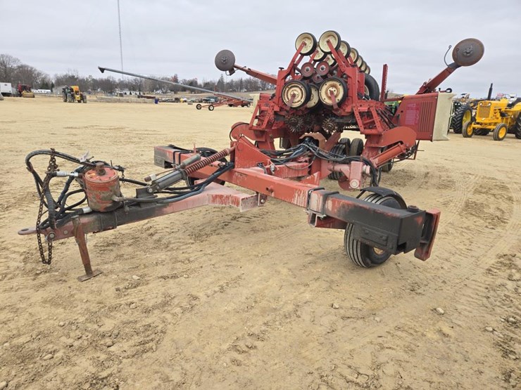 international-800-image-3