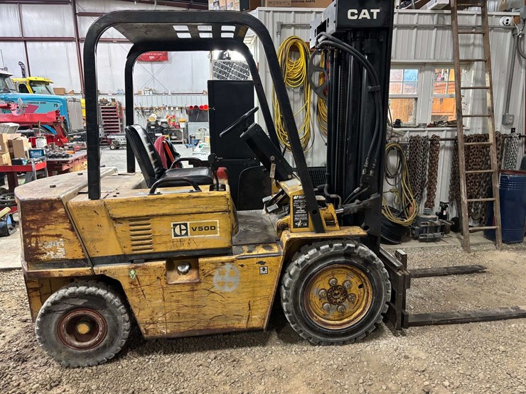 caterpillar-v50d-image-3