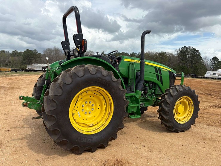 2024-john-deere-5095m-image-3