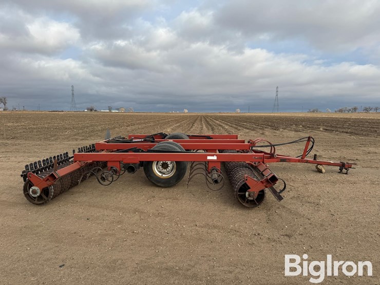 case-ih-415-image-2