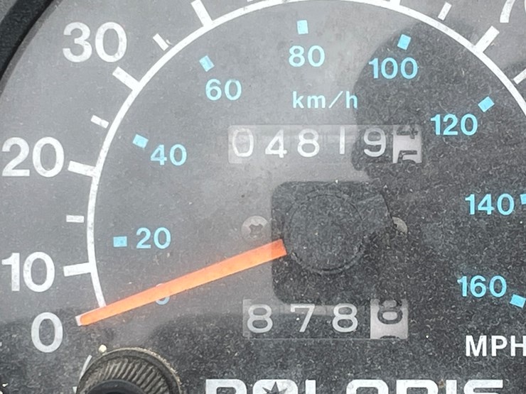 #3444-•-1998-polaris-indy-trail-snowmobile-for-parts-(no-registration-card)-image-29