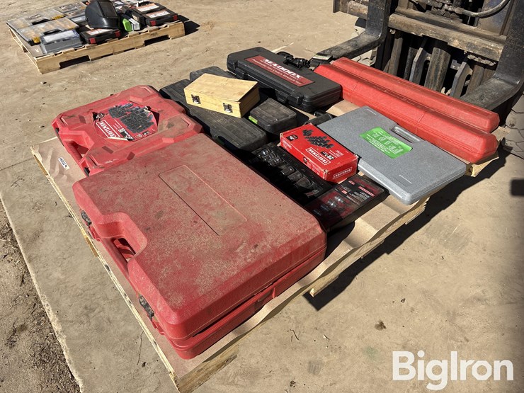 skid-of-shop-tools-image-7