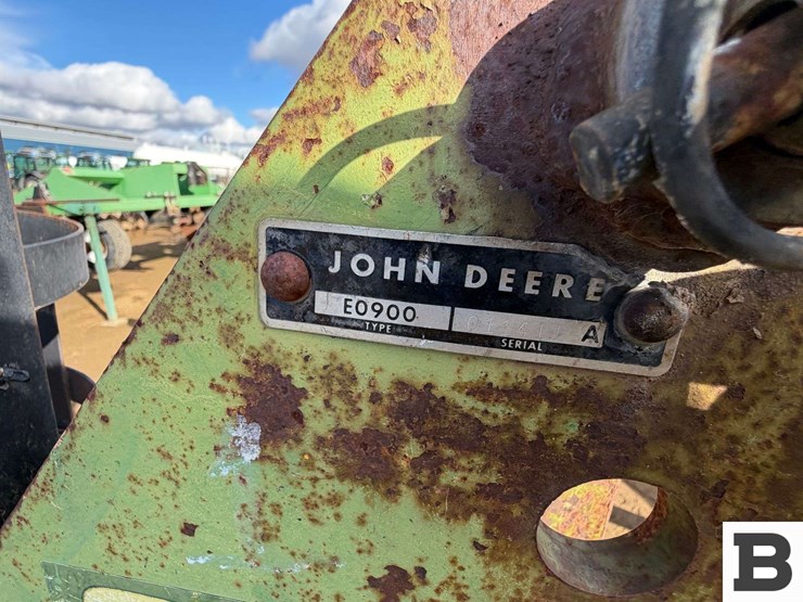 john-deere-e0900-image-3