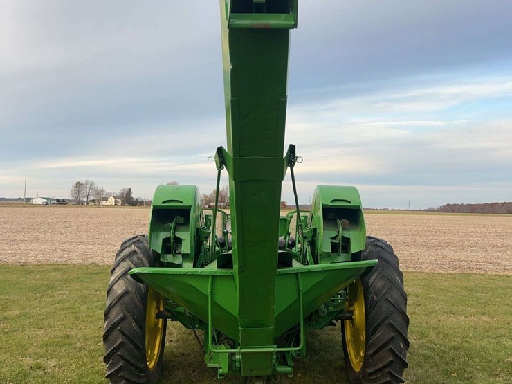 john-deere-227-image-4