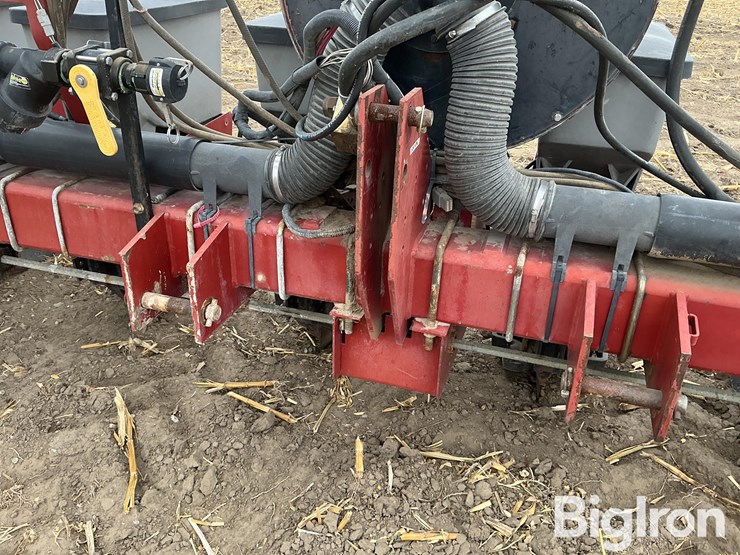 case-ih-1200-image-9