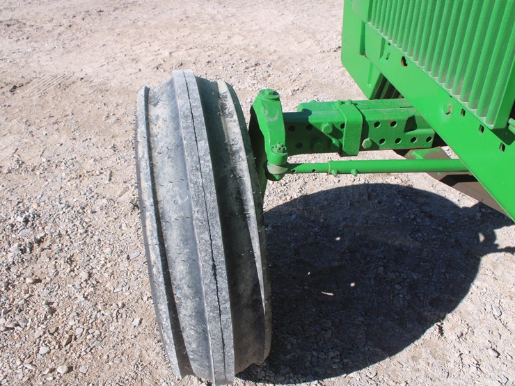 john-deere-4440-image-25