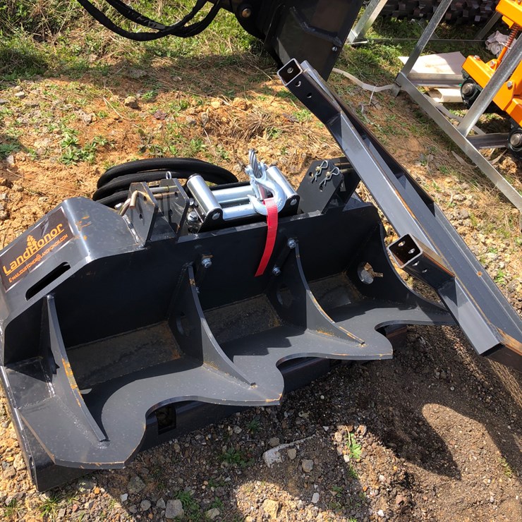 #69 • 15,000 lb SKID STEER WINCH & GUARD PLATE