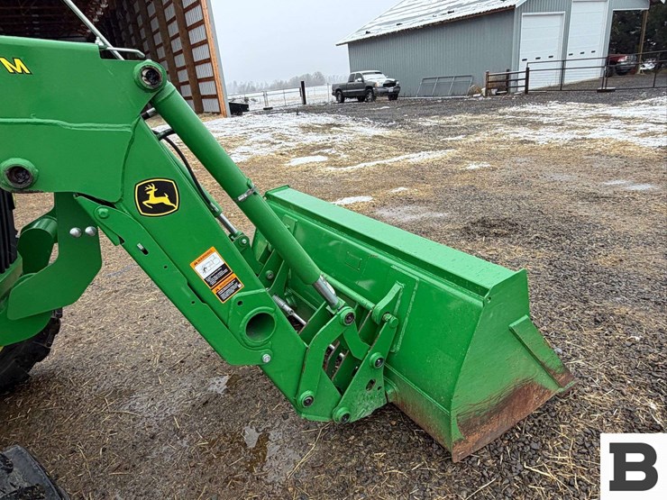john-deere-5075e-image-39