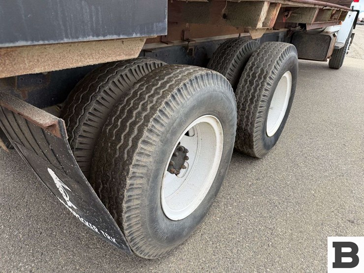 1976-international-loadstar-image-15