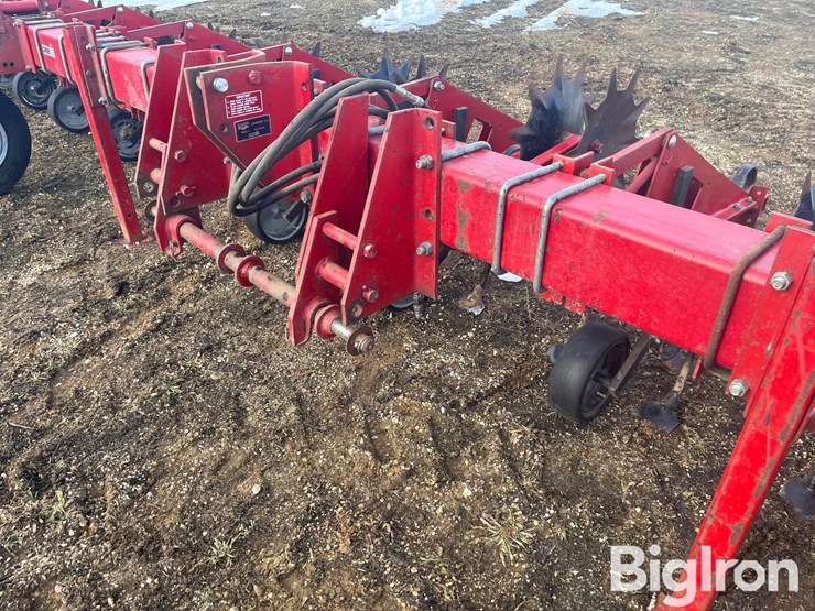 case-ih-183-image-14