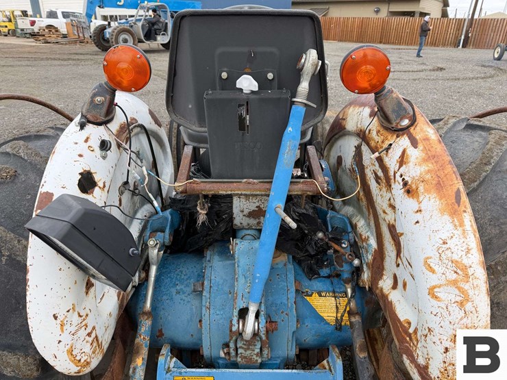 1980-ford-4600-image-18