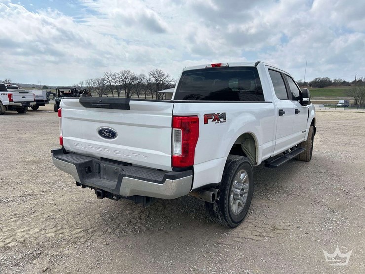 2019-ford-f250-image-3