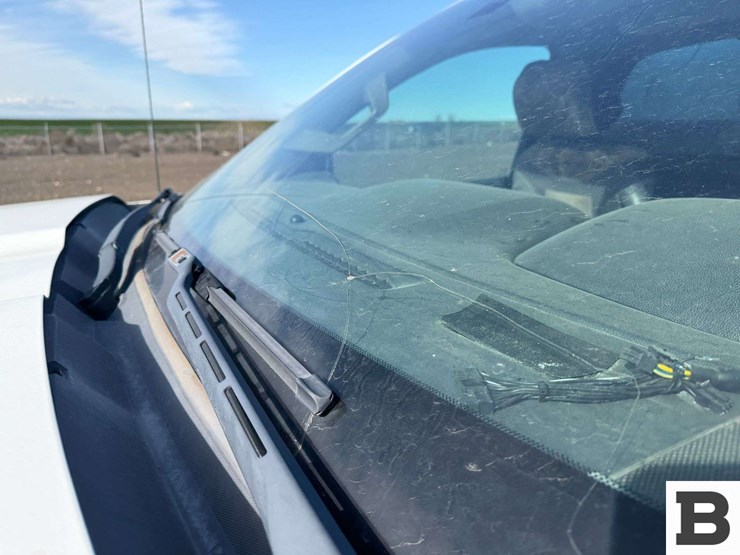 2015-chevrolet-silverado-3500-image-10