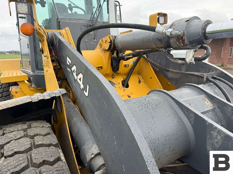 deere-544j-image-54