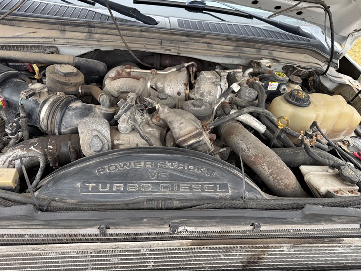 2010-ford-f350-image-36