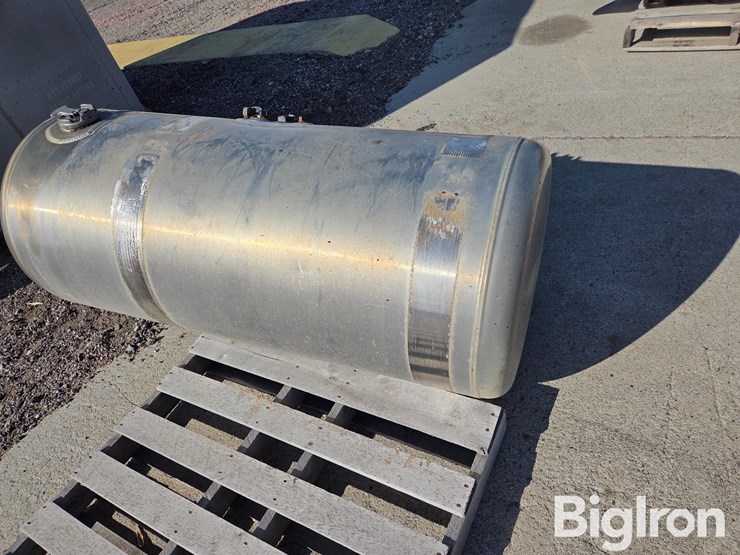 2021-alumitank-aluminum-fuel-tank-image-6