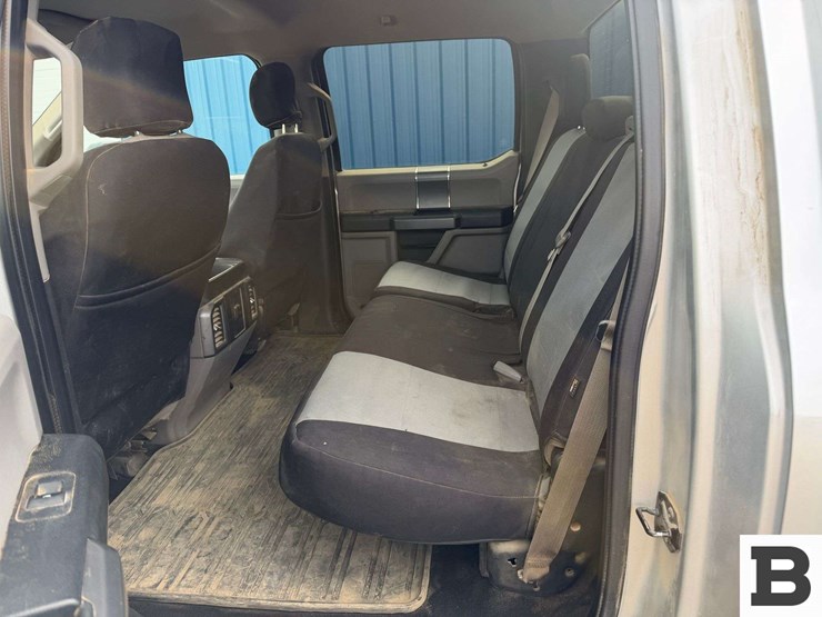 2015-ford-f150-image-30